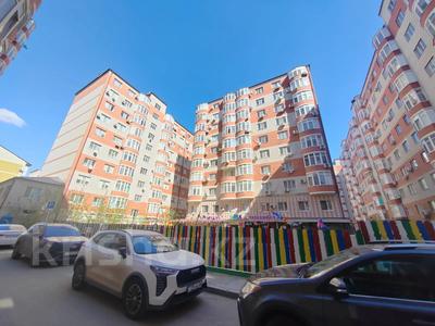 3-бөлмелі пәтер · 82.8 м² · 4/9 қабат, Таумуш Жумагалиев 15Б, бағасы: 33 млн ₸ в Атырау