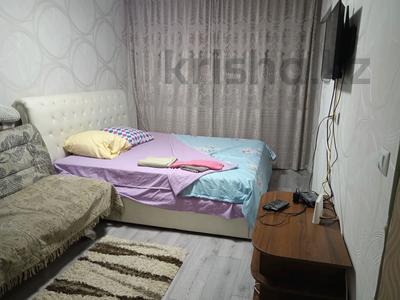 1-комнатная квартира, 31 м², 2/5 этаж посуточно, Севастопольская 2 — Маяковский за 8 000 〒 в Усть-Каменогорске, Ульбинский