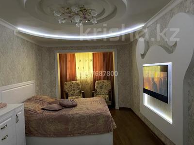 1-комнатная квартира · 60 м² · 2 этаж, 8-й микрорайон, 8-й микрорайон 28 за 12 000 〒 в Шымкенте, Туран р-н