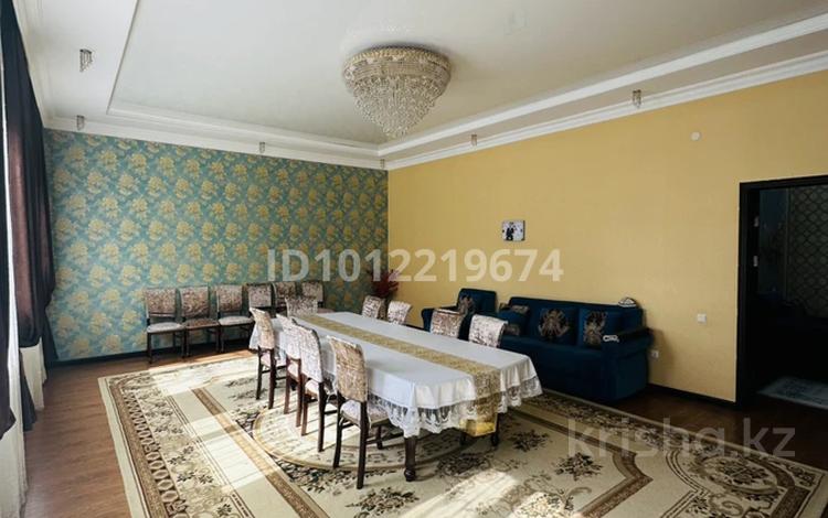 Часть дома · 1 комната · 240 м² · 20 сот., Сарайшық 8 Б — Остановка Райгаз за 150 000 ₸ в Актобе, жилой массив Заречный-4 — фото 2