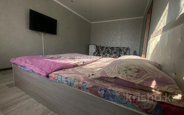 1-комнатная квартира, 30.1 м², 3/5 этаж, Биржансала 75 за 12 млн 〒 в Талдыкоргане — фото 2