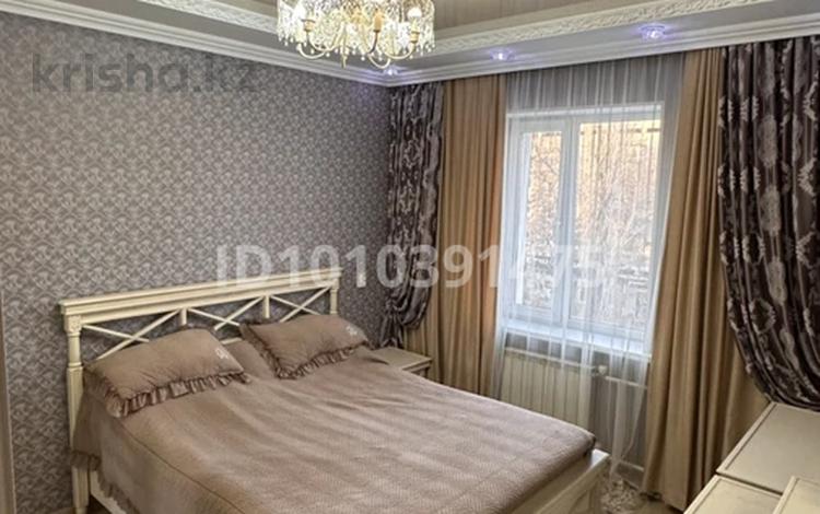 4-бөлмелі пәтер · 74 м² · 4/5 қабат, Айтеке би 5 — 8 школа, бағасы: 37 млн ₸ в Таразе — фото 2