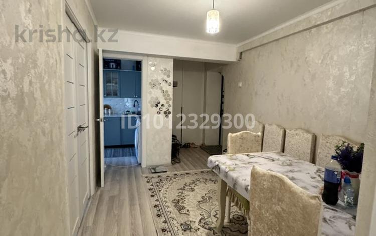 3-комнатная квартира · 70 м² · 8/14 этаж, мкр Строитель 33/1 за 20 млн ₸ в Уральске — фото 2
