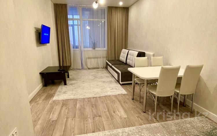 2-комнатная квартира · 50 м² · 13/22 этаж, Кабанбай батыра 51 — Кабанбай батыра за 17 000 ₸ в Астане, Есильский р-н — фото 2