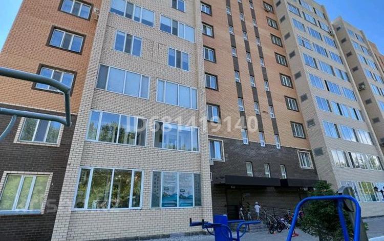 2-комнатная квартира · 50.1 м² · 7/10 этаж, мкр Юго-Восток, Сарыарка 6 — Сарыарка 6 за 23.5 млн ₸ в Караганде, Казыбек би р-н — фото 2