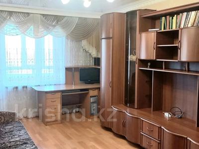 2-комнатная квартира, 49.8 м², 3/5 этаж, Юго-Восток за 21.5 млн 〒 в Караганде, Казыбек би р-н