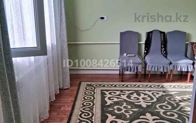 Часть дома · 4 комнаты · 100 м² · 4 сот., 11 линия 150 — Возле магазин Три розы в центре за 38 млн ₸ в  — фото 2