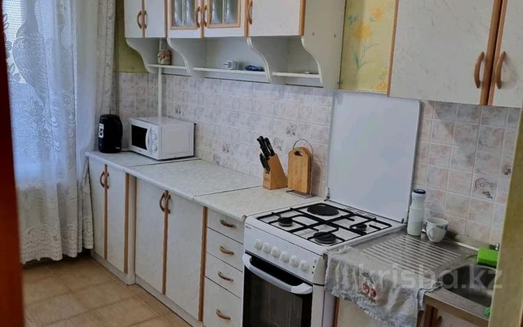 2-комнатная квартира · 45 м² · 4/5 этаж, 3микр 15 за 200 000 ₸ в Конаеве — фото 2