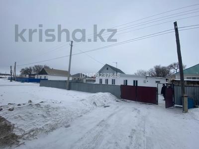 Жеке үй · 3 бөлме · 90 м² · 6 сот., жилой массив Кызылжар 13 — Центральная, бағасы: 15 млн ₸ в Актобе