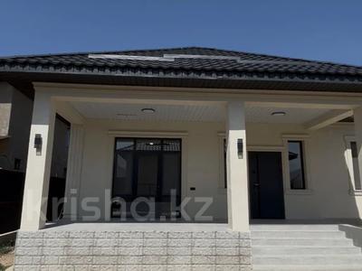 Отдельный дом · 5 комнат · 180 м² · 5.5 сот., Абылай хана 198 за 44.9 млн ₸ в Каскелене