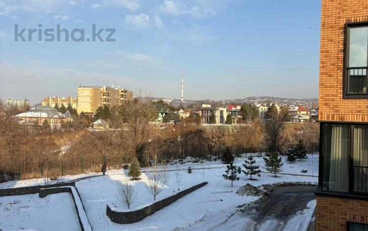 3-бөлмелі пәтер · 145 м² · 3/3 қабат, Горный Гигант ш/а., Аль- Фараби, бағасы: 174 млн ₸ в Алматы, Медеуский р-н — фото 2
