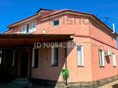 Отдельный дом · 5 комнат · 165 м² · 10 сот., 9-й микрорайон, 9-й микрорайон за 40 млн 〒 в Талдыкоргане