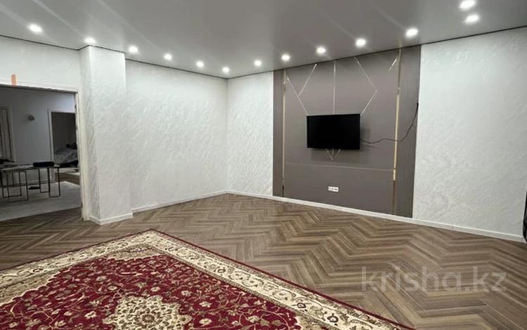 4-комнатная квартира · 170 м² · 8/15 этаж, 17-й мкр 54 за 65 млн ₸ в Актау — фото 7
