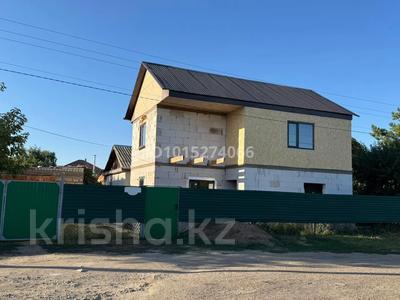 Отдельный дом · 4 комнаты · 180 м² · 12 сот., Студенческая 23 — Школа за 27.5 млн ₸ в Мичуринское