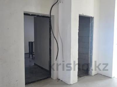 4-комнатная квартира · 160 м² · 3/3 этаж, мкр Нур Алатау, Какимбека Салыкова 40 за 118 млн ₸ в Алматы, Бостандыкский р-н