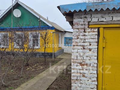 Жеке үй · 2 бөлме · 60 м² · 10 жүзд., Достық, Садовая 19, бағасы: 12 млн ₸ в Западно-Казахстанской обл., Достык