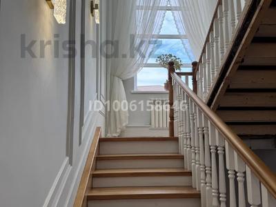 Отдельный дом · 8 комнат · 522 м² · 11 сот., мкр Юго-Восток, Мкр Оазис 9 за 135 млн 〒 в Караганде, Казыбек би р-н