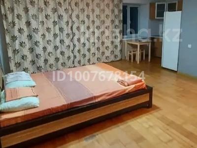 1-бөлмелі пәтер · 30 м² · 1 қабат, Назарбаева 35, бағасы: 2 000 〒 в Усть-Каменогорске