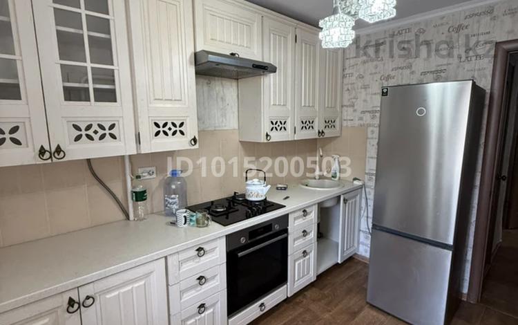3-комнатная квартира · 64 м² · 3/5 этаж, Молдагулова 5/1 — Вокзал за 135 000 ₸ в Уральске — фото 2