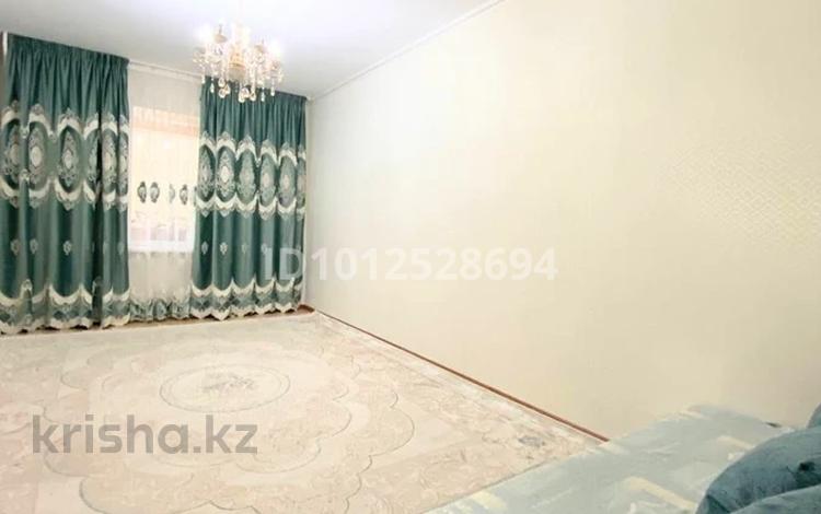 3-комнатная квартира · 78 м² · 2/5 этаж, 14-й мкр 44 — рядом Нейрон за 25 млн ₸ в Актау — фото 2