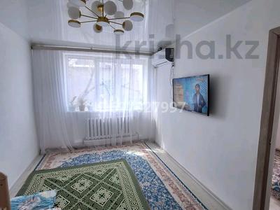 2-комнатная квартира, 37 м², 2/2 этаж помесячно, Баймуханова — Загс остановка касында орналаскан. Первый участок жак за 120 000 〒 в Атырау