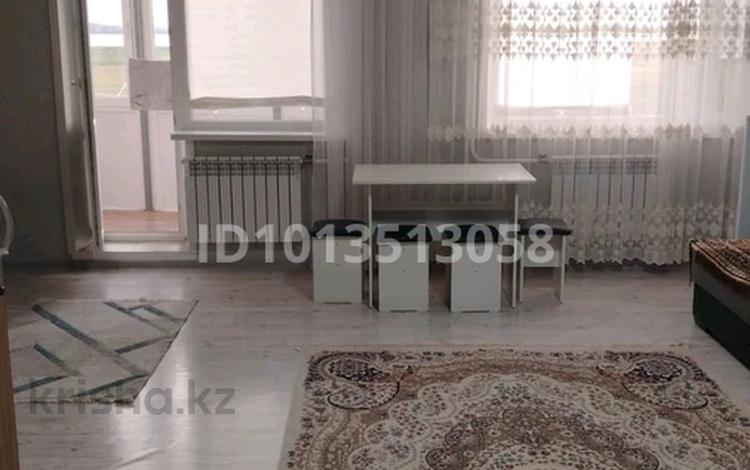 1-бөлмелі пәтер · 45 м² · 4/5 қабат, Мкрн Сарыарқа, бағасы: 140 000 ₸ в Кокшетау — фото 2