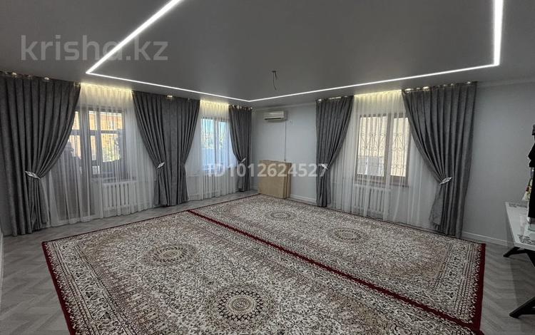 4-комнатная квартира · 120 м² · 3 этаж, И. Журба 35 А — Возле старого базара за 47 млн ₸ в  — фото 2