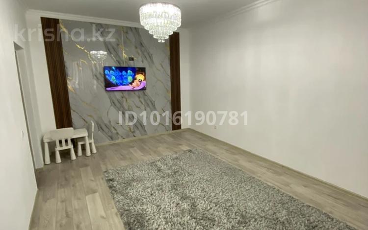 2-бөлмелі пәтер · 70 м² · 2/9 қабат, Нұрсая ш/а., Таумуш Жумагалиев 15 — Нурсая, бағасы: 270 000 ₸ в Атырау, мкр Нурсая — фото 2