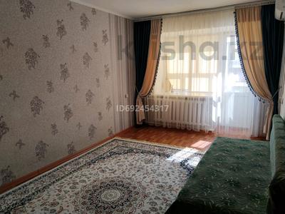 2-комнатная квартира, 44 м², 2 этаж, Валиханова за 7.5 млн 〒 в Алге