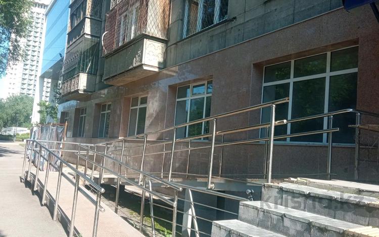 Свободное назначение, офисы, магазины и бутики, склады, общепит, салоны красоты, медцентры и аптеки, образование, развлечения, конференц-залы, кабинеты и рабочие места, студии · 182 м² за 2.8 млн ₸ в Алматы — фото 2