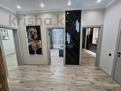 2-комнатная квартира · 70 м² · 10/13 этаж, мкр Тастак-1, Райымбека 348/1 к1-7 за 400 000 ₸ в Алматы, Ауэзовский р-н