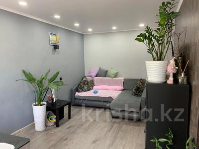 2-комнатная квартира · 44 м² · 2/5 этаж, Новаторов 5 за 19.5 млн ₸ в Усть-Каменогорске