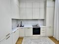 2-бөлмелі пәтер · 65 м² · 7/12 қабат, Райымбека 162/3, бағасы: 63 млн ₸ в Алматы, Алмалинский р-н — фото 2