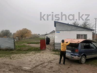 Отдельный дом · 2 комнаты · 50 м² · 14 сот., Толе би 1 — Жибек жолы центральный за 9.5 млн 〒 в 