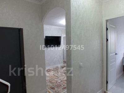 3-бөлмелі пәтер · 48 м² · 4/5 қабат, мкр 5, Есет батыр 77, бағасы: 15 млн ₸ в Актобе