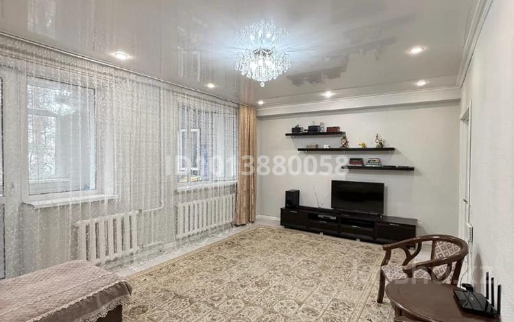 3-бөлмелі пәтер · 100 м² · 1/9 қабат, Пр-т. Абая 1, бағасы: 48 млн ₸ в Астане, Сарыарка р-н — фото 17