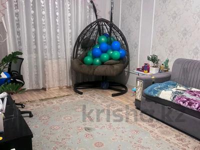 3-комнатная квартира · 65 м² · 5/5 этаж, 21микр 59 — Джангильдина за 19.5 млн 〒 в Шымкенте, Аль-Фарабийский р-н