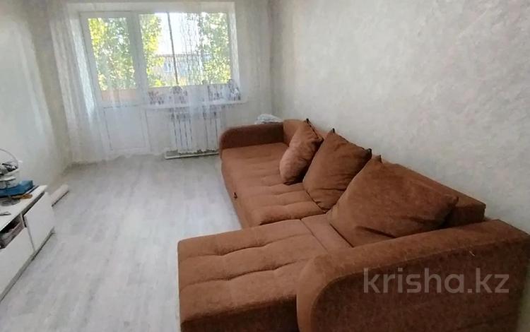 2-комнатная квартира · 47 м² · 5/5 этаж, микрорайон 6 4 за 20 млн ₸ в Караганде, Казыбек би р-н — фото 2