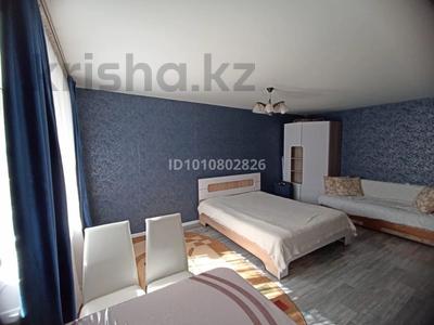 1-комнатная квартира · 31 м² · 1/5 этаж, 6й микрорайон, 6й микрорайон 5 — Во дворе Аймана, район вокзала за 12 млн 〒 в Караганде, Казыбек би р-н