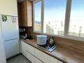 2-комнатная квартира, 45 м², 5/5 этаж помесячно, мкр Саялы 45 за 200 000 〒 в Алматы, Алатауский р-н — фото 8