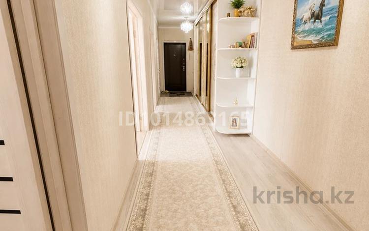 3-комнатная квартира · 89.4 м² · 2/5 этаж, Саина 36а за 47 млн ₸ в Кокшетау — фото 2