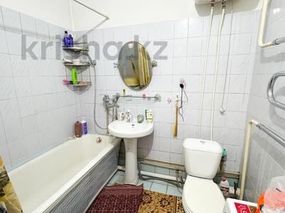 Продажа квартир в Жетысу обл.: 1-комнатная квартира · 34 м² · 1/5 этаж, Жансугурова за 10.5 млн 〒 1-комнатная квартира · 34 м² · 1/5 этаж, Жансугурова за 10.5 млн 〒 в Талдыкоргане