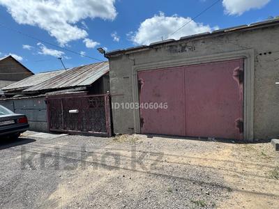 Часть дома · 3 комнаты · 69 м² · 7.4 сот., мкр Новый Город, Переулок Хвойный 32 — Балхашская за 23 млн 〒 в Караганде, Казыбек би р-н