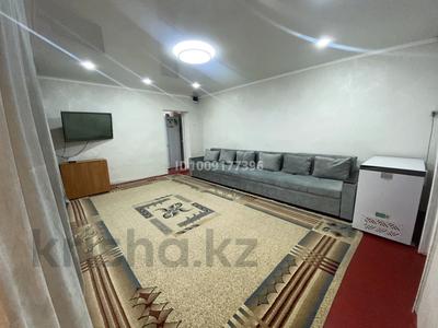 Отдельный дом · 3 комнаты · 77.5 м² · 6 сот., 6 линия 6 2 — Восточный супермаркет адал за 20 млн 〒 в Семее