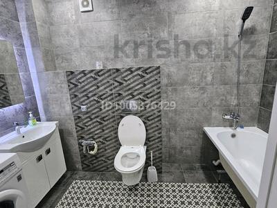 1-комнатная квартира · 48 м² · 2/9 этаж, мкр. Алтын орда 10Е к1 — Досмухамедулы за 15 000 ₸ в Актобе