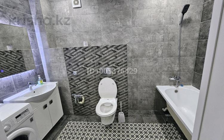 1-комнатная квартира · 48 м² · 2/9 этаж, мкр. Алтын орда 10Е к1 — Досмухамедулы за 15 000 ₸ в Актобе — фото 2