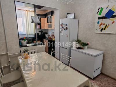 3-комнатная квартира · 65 м² · 4/5 этаж, Сатпаева 7 — Находится возле каспий банк и Редмет за 31 млн 〒 в Жезказгане