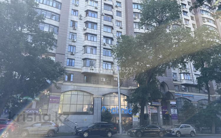 Еркін, кеңселер, дүкендер мен бутиктер, қоймалар, сұлулық салондары, медорталықтар мен дәріханалар, білім орталықтары, конференц-залдар, кабинеттер және жұмыс орындары, студиялар · 133 м², бағасы: ~ 1.6 млн ₸ в Алматы, Алмалинский р-н — фото 6