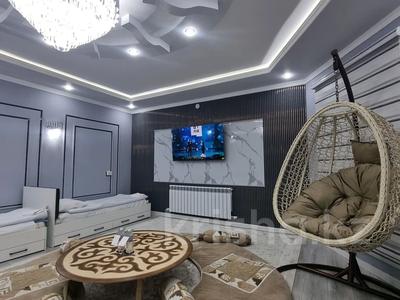 Аренда квартир посуточно в Туркестанской обл.: 2-комнатная квартира · 60 м² · 1/1 этаж, Рысқұлбеков 45 — Караван Сарай комплекс, Ясауи мавзолей, МКТУ за 20 000 〒 2-комнатная квартира · 60 м² · 1/1 этаж, Рысқұлбеков 45 — Караван Сарай комплекс, Ясауи мавзолей, МКТУ за 20 000 〒 в Туркестане