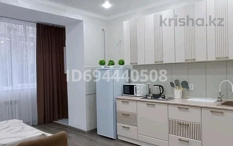 1-комнатная квартира · 57.7 м² · 1/5 этаж, Исатай Батыра 18 за 23 млн ₸ в Уральске — фото 2
